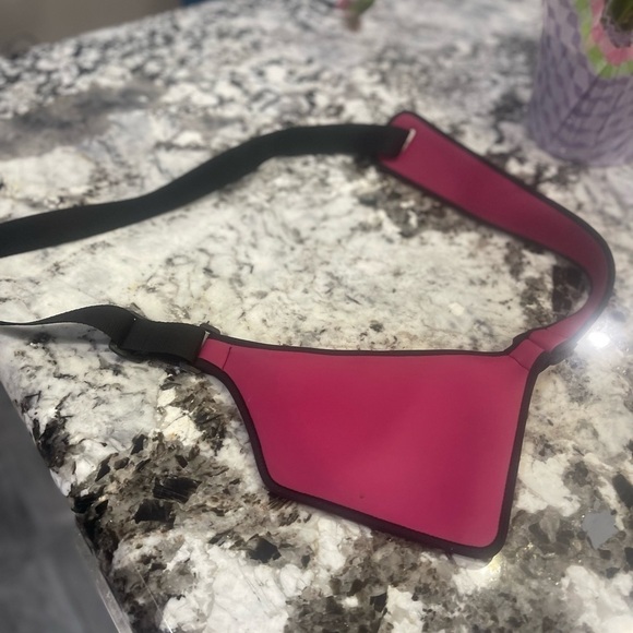 FujiFilm Crossbody Purse woman’s - Picture 8 of 11